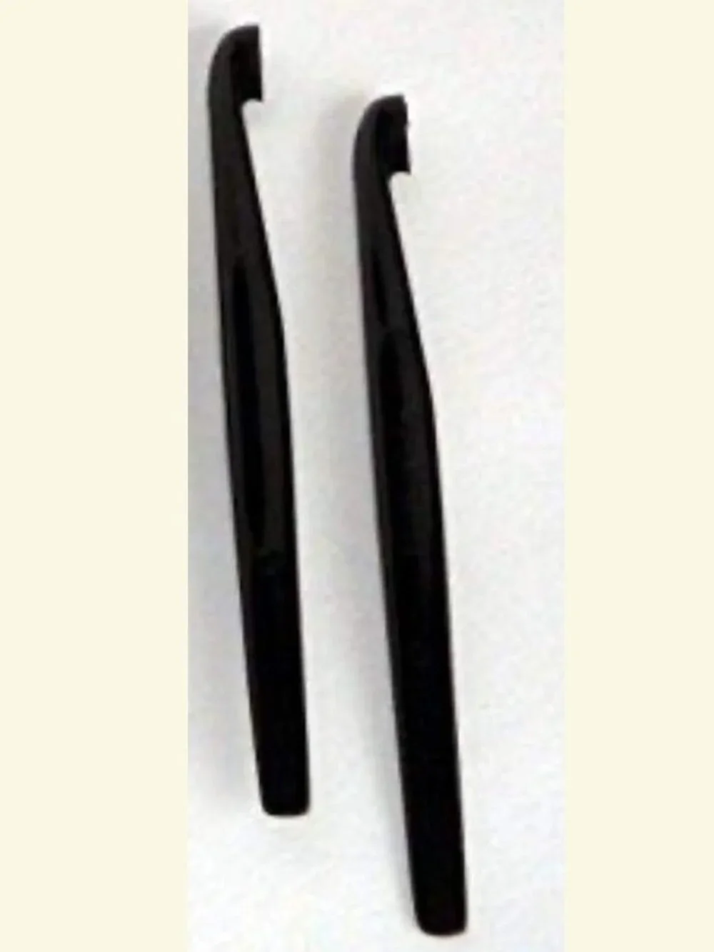 2 Tupperware Citrus Peelers #727 in Black for Peeling Oranges Grapefruit Vintage